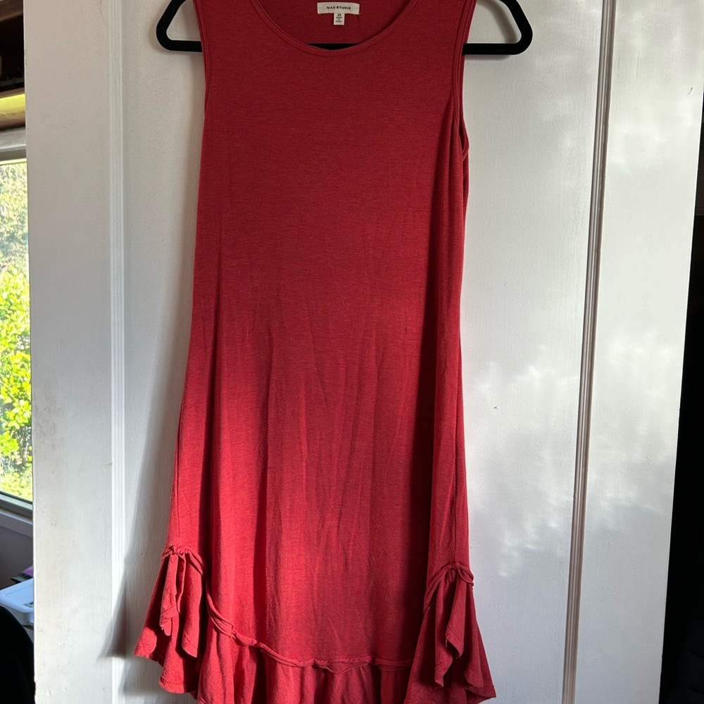 Sleeveless Red Dress with Ruffle Hem